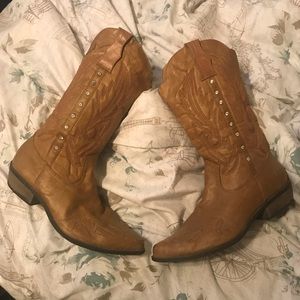 Great coconuts by Matisse cowboy boots size 10